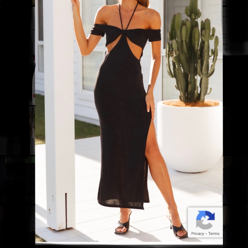 Hello Molly Popular Girl Maxi Dress in Black